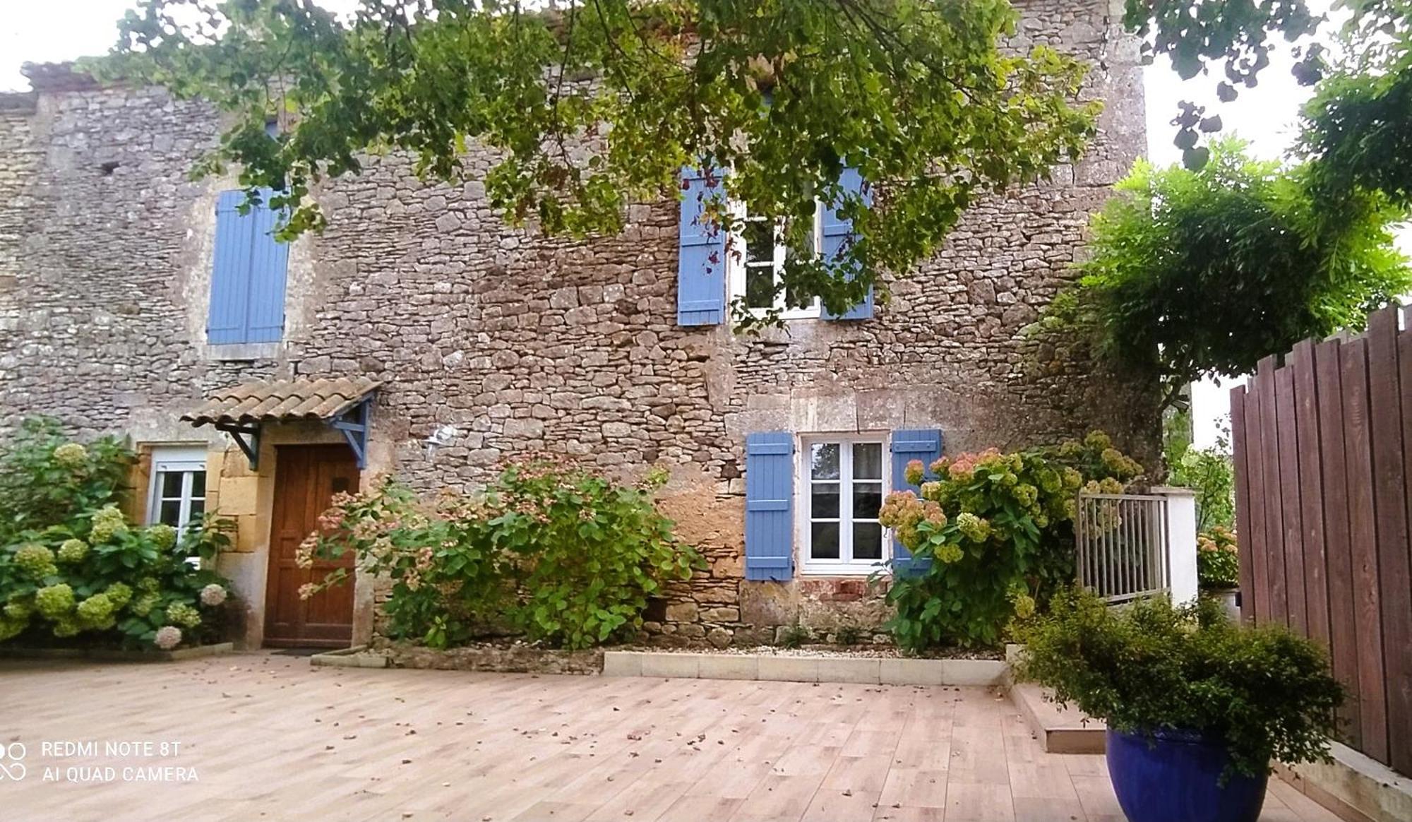 La maison d'iréne Soturac Esterno foto