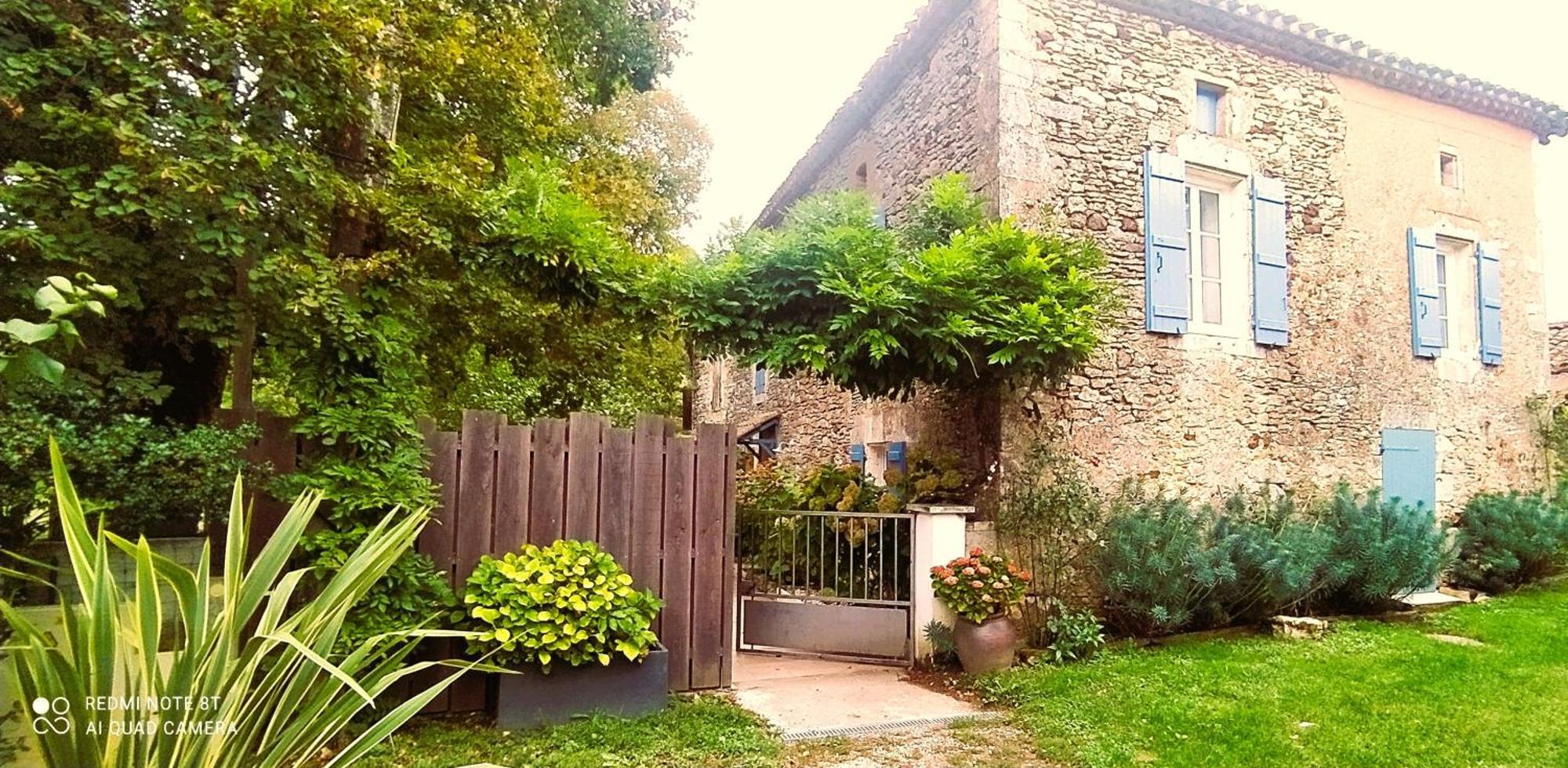 La maison d'iréne Soturac Esterno foto