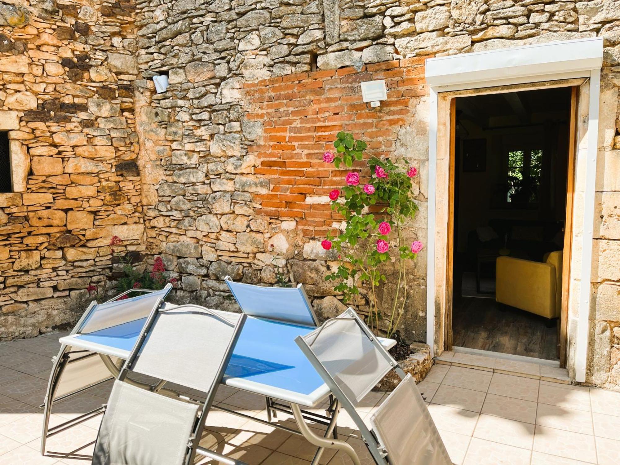 La maison d'iréne Soturac Esterno foto